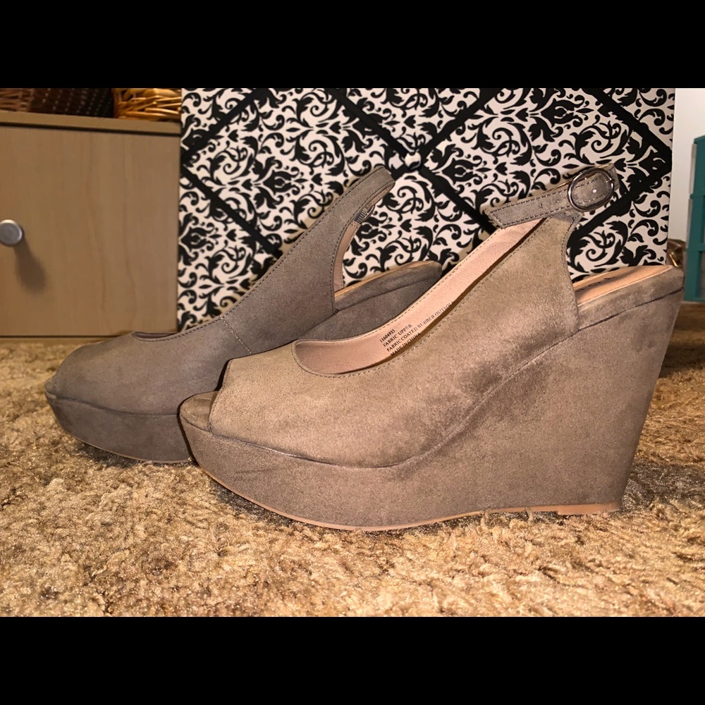 Torrid Wedges 9.5W